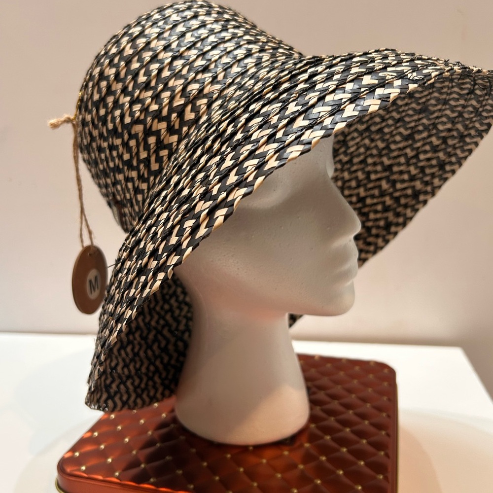 - NWT Black and White Wide-Brim Sun Hat from Indonesia Handmade OS